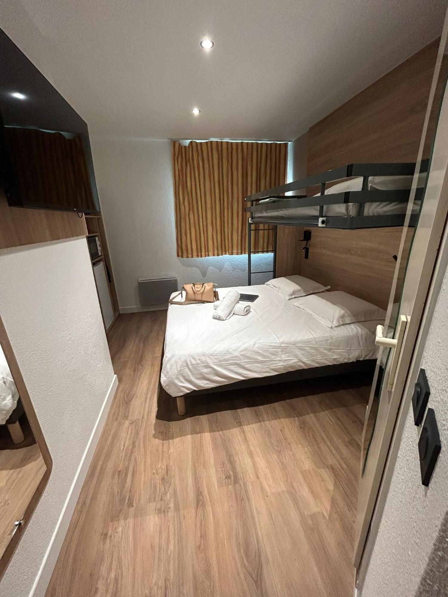 Kyriad Eco Lille Sud - Noyelles Godault エクステリア 写真